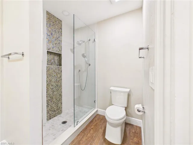 6840 Hendry Creek Dr, Fort Myers, Florida 33908