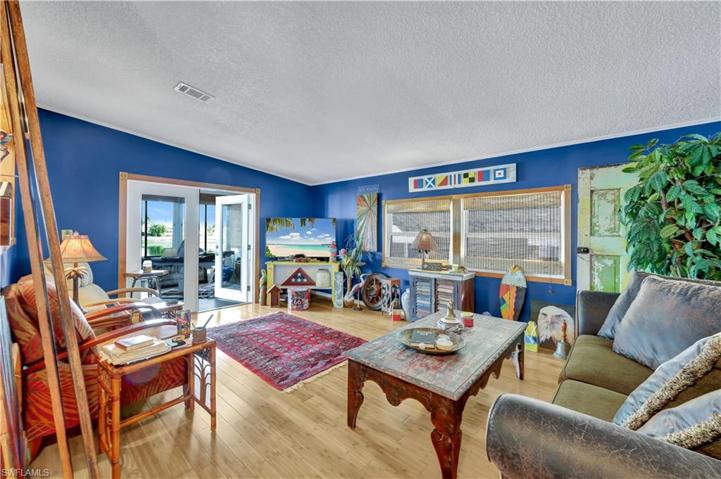 118  Mediterranean  WAY, NAPLES, FL 34104