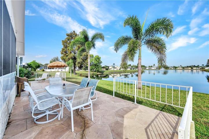 118  Mediterranean  WAY, NAPLES, FL 34104