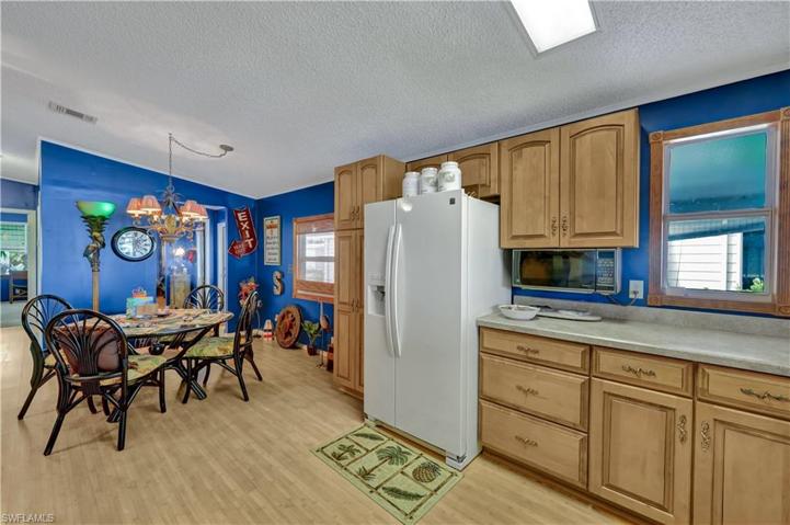 118  Mediterranean  WAY, NAPLES, FL 34104