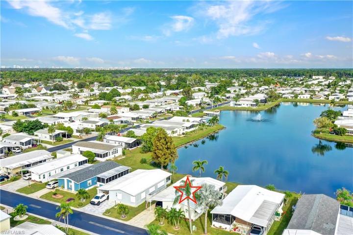 118  Mediterranean  WAY, NAPLES, FL 34104