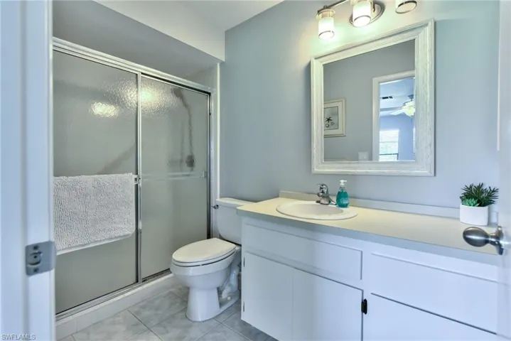 150 Round Key Cir G-15, Naples, Florida 34112