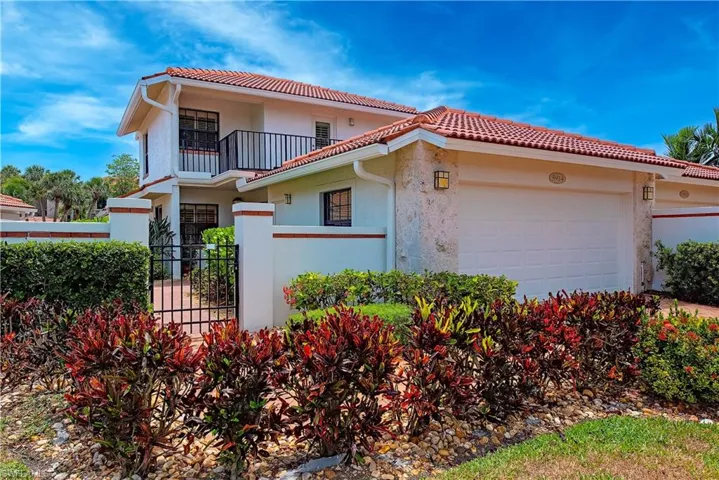 5914 Via Lugano # 2, Naples, Florida 34108