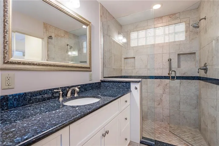 5914 Via Lugano # 2, Naples, Florida 34108