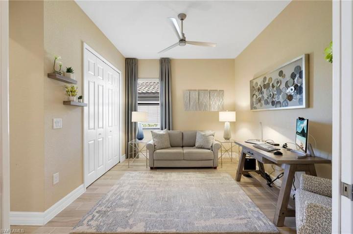 Den/4th Bedroom
