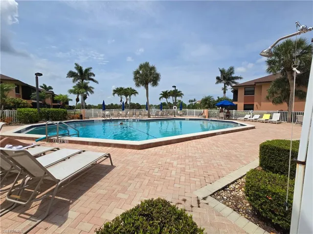 Community Pool featuring a Patio Paver Deck Area