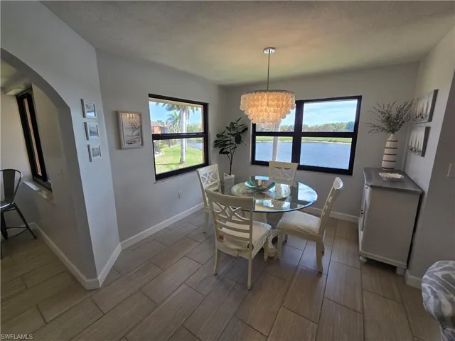 Darling Dining Room with Amazing Views!