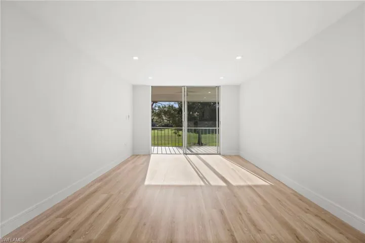 200 Turtle Lake Ct 205, Naples, Florida 34105