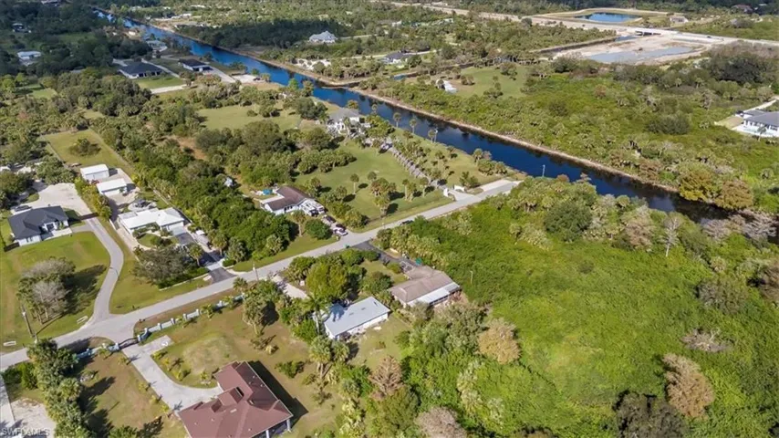 840  14th NE ST, Naples, FL 34120