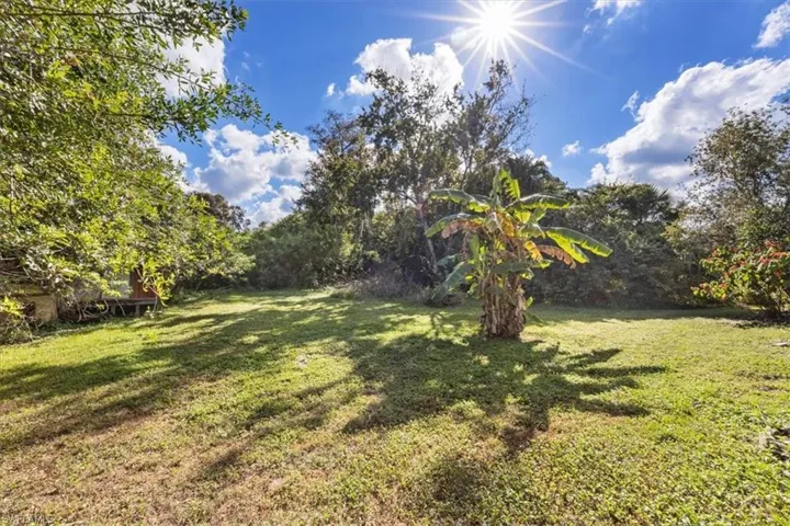 840  14th NE ST, Naples, FL 34120
