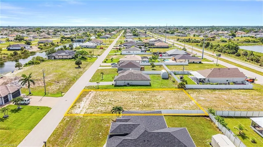 914 Nw 8th Ter, Cape Coral, Florida 33993