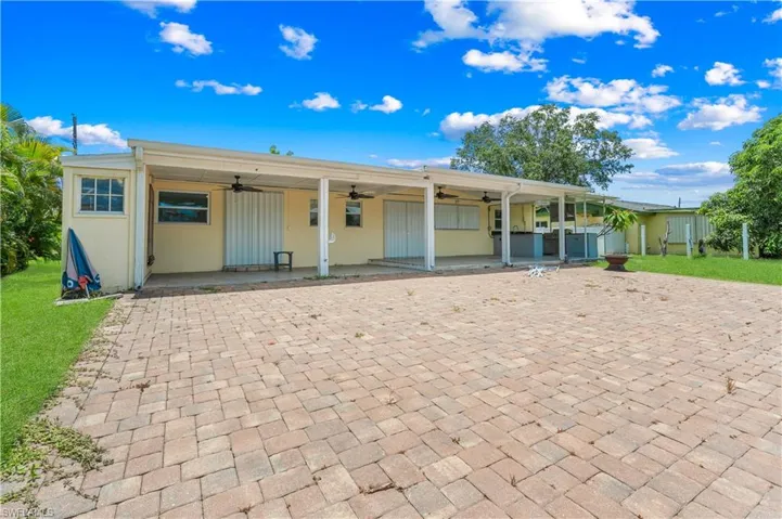 127  Schneider  DR, Fort Myers, FL 33905