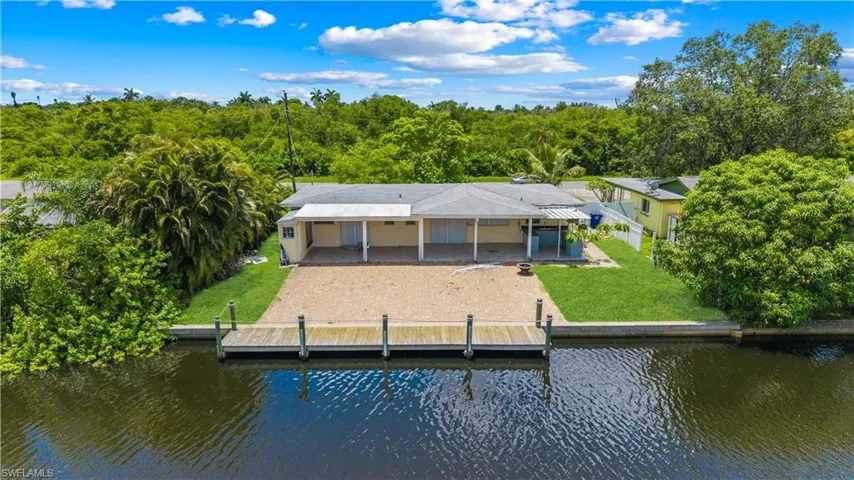 127  Schneider  DR, Fort Myers, FL 33905