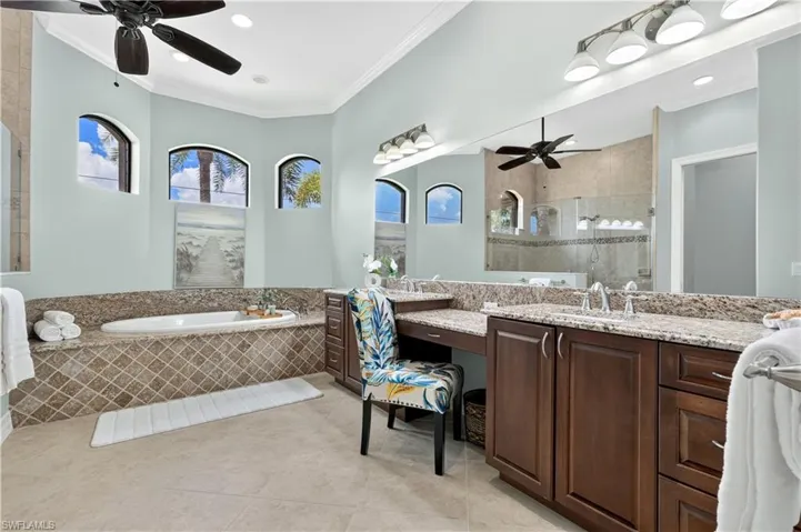 3703 Sw 2nd Ln, Cape Coral, Florida 33991
