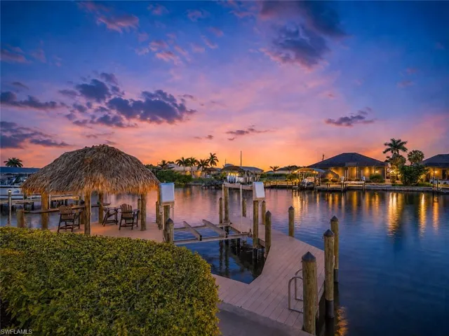 3703 Sw 2nd Ln, Cape Coral, Florida 33991