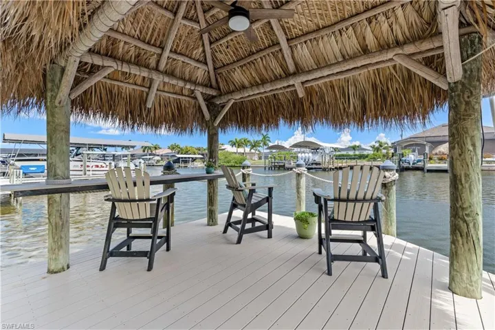 3703 Sw 2nd Ln, Cape Coral, Florida 33991