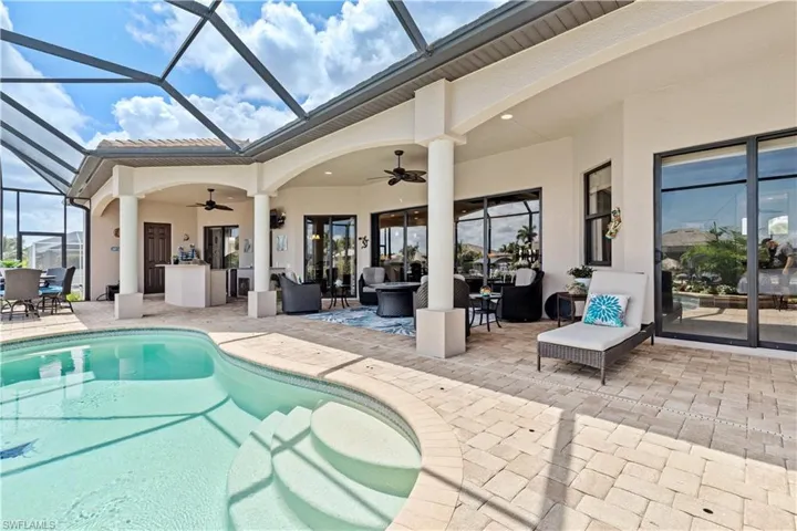3703 Sw 2nd Ln, Cape Coral, Florida 33991