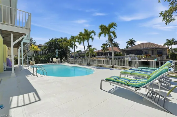 Private pool