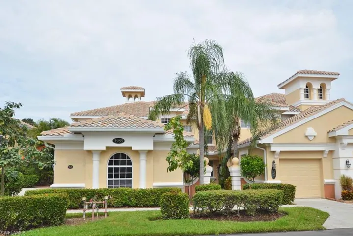 3985  Deer Crossing  CT, Naples, FL 34114