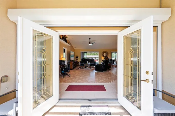 DOUBLE DOOR ENTRY - WELCOME, COME ON IN!