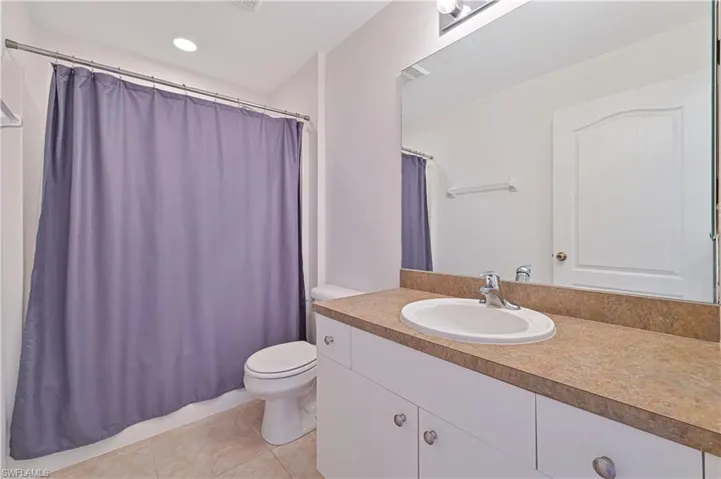 3230 Nw 3rd Pl, Cape Coral, Florida 33993