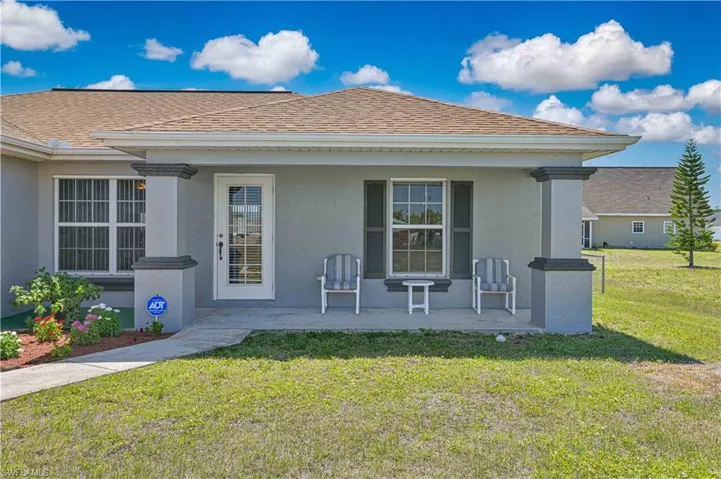 3230 Nw 3rd Pl, Cape Coral, Florida 33993