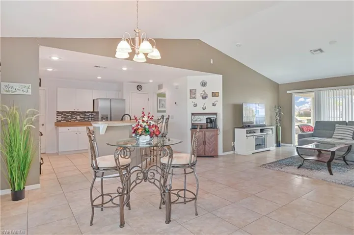 3230 Nw 3rd Pl, Cape Coral, Florida 33993
