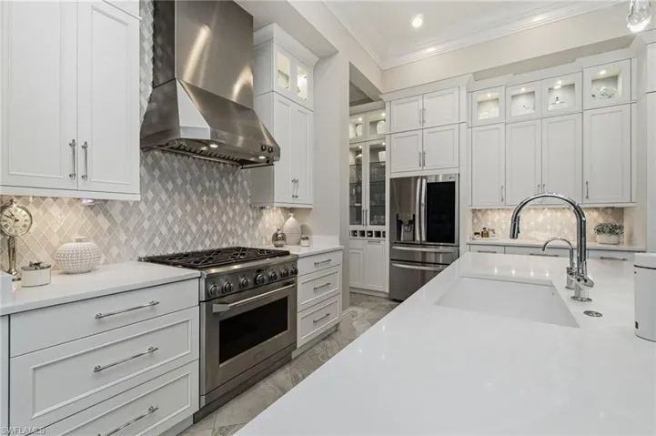 16791 Cabreo Dr, Naples, Florida 34110