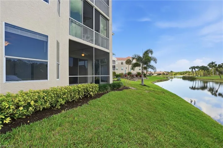 3554 Haldeman Creek Dr 113, Naples, Florida 34112