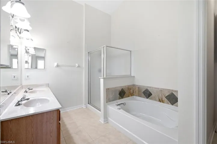 2940 Orange Grove Trl, Naples, Florida 34120