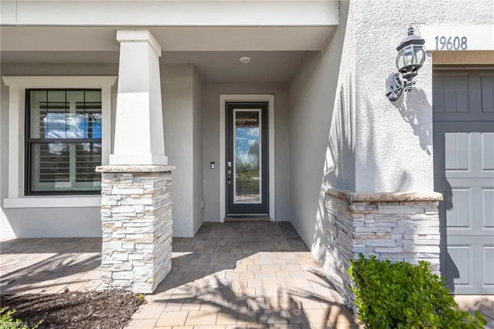 19608 Beechcrest Pl, Estero, Florida 33928