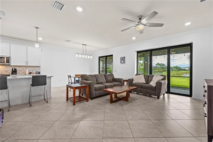 19608 Beechcrest Pl, Estero, Florida 33928