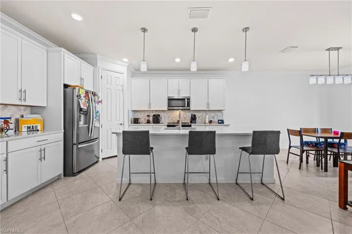 19608 Beechcrest Pl, Estero, Florida 33928