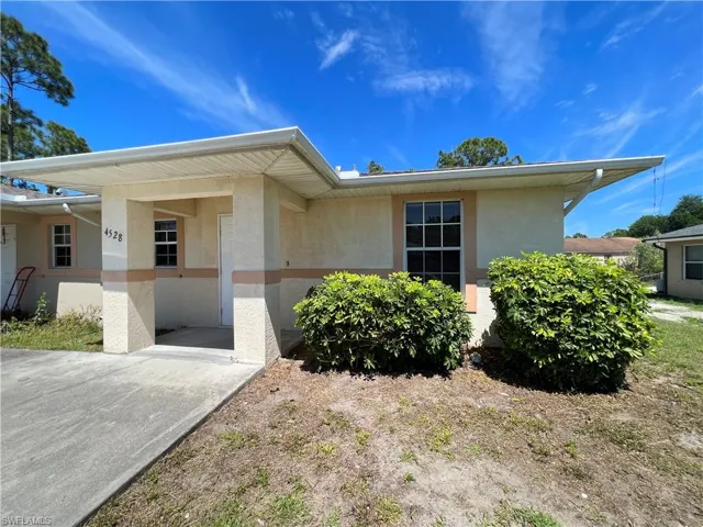 4528-4530  30th SW ST, Lehigh Acres, FL 33973