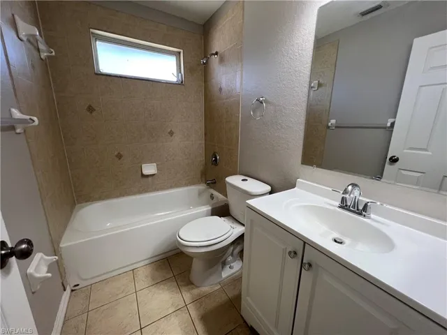 4528-4530  30th SW ST, Lehigh Acres, FL 33973