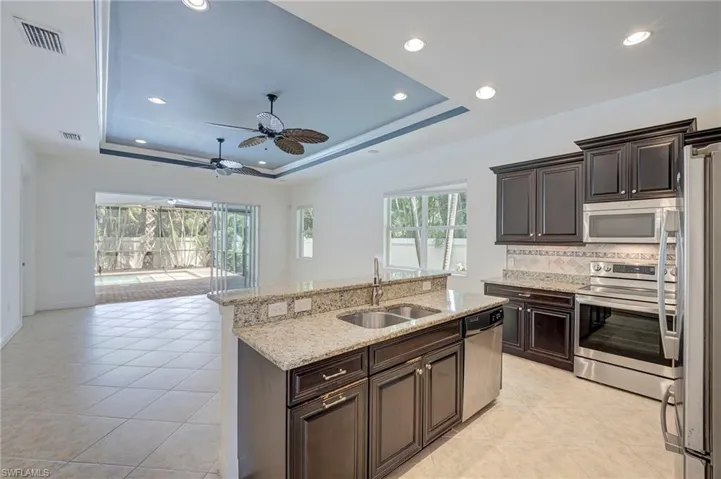 13631 Manchester Way, Naples, Florida 34109