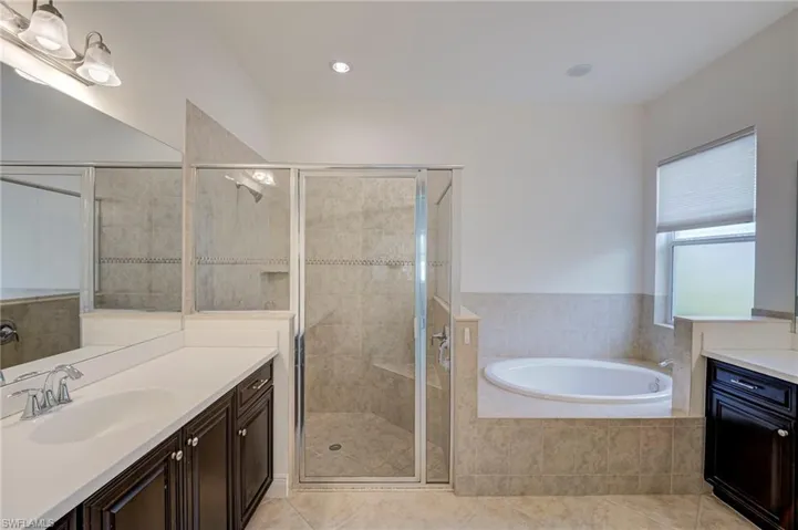 13631 Manchester Way, Naples, Florida 34109