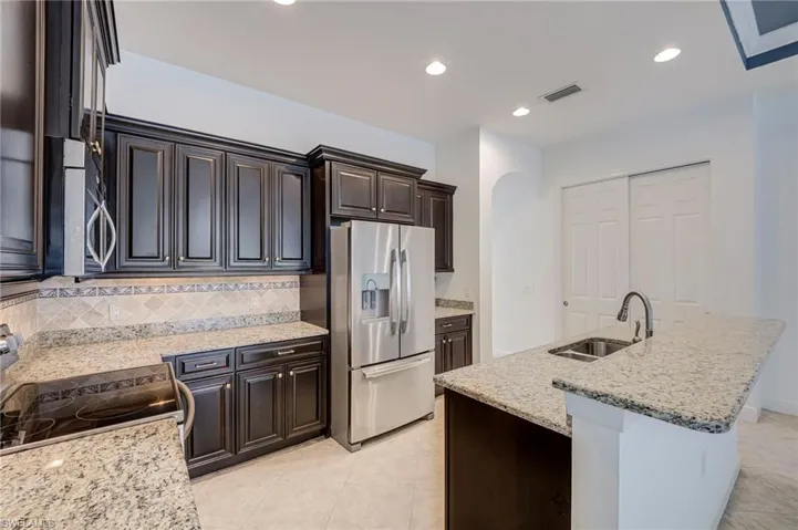 13631 Manchester Way, Naples, Florida 34109