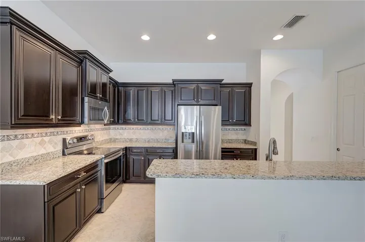 13631 Manchester Way, Naples, Florida 34109