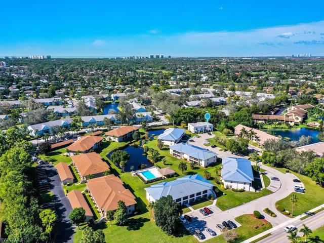 Non-Gated Deeded Townhome Community