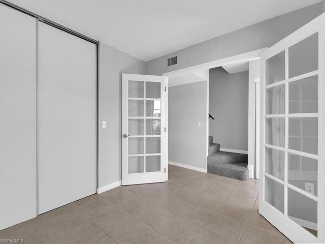 Den/Guest Room