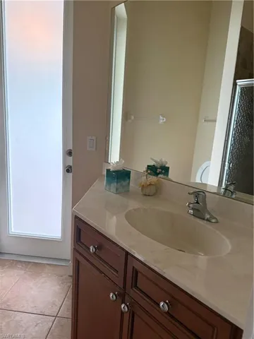 217 Ne 21st Pl, Cape Coral, Florida 33909
