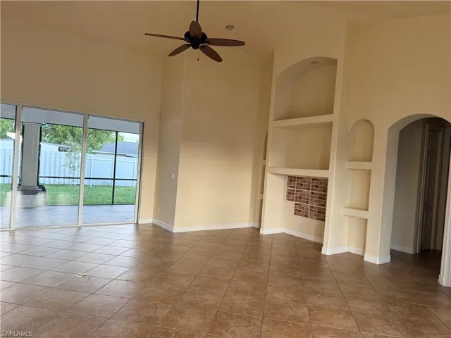 217 Ne 21st Pl, Cape Coral, Florida 33909