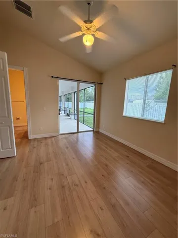 217 Ne 21st Pl, Cape Coral, Florida 33909