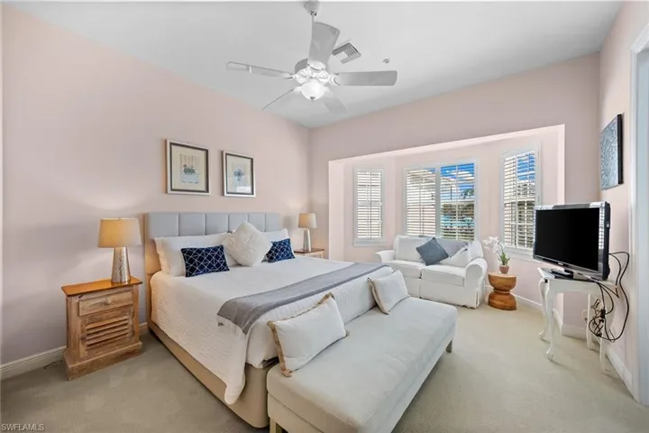 443 8th Ave S 104, Naples, Florida 34102
