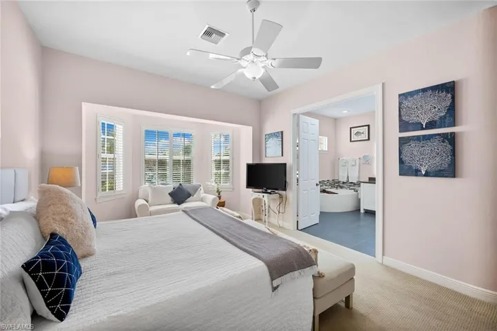 443 8th Ave S 104, Naples, Florida 34102