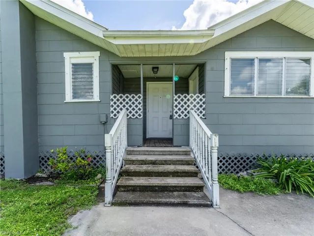 3802 Seminole Ave, Fort Myers, Florida 33916
