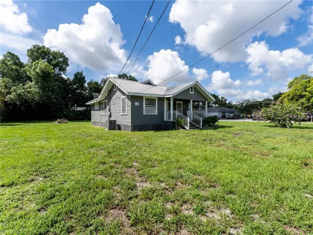 3802 Seminole Ave, Fort Myers, Florida 33916