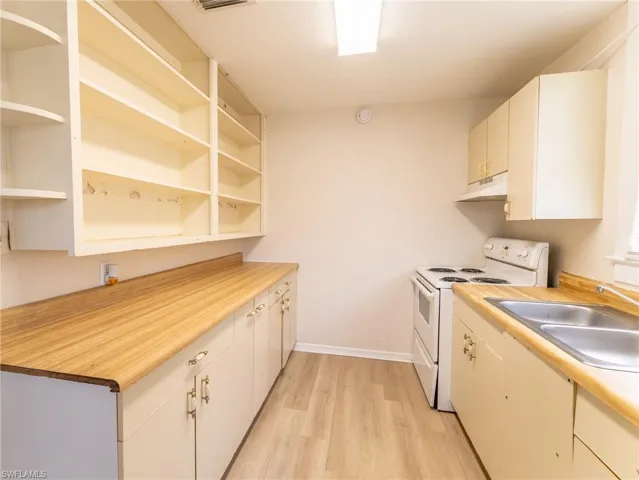 3802 Seminole Ave, Fort Myers, Florida 33916