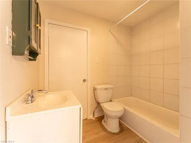 3802 Seminole Ave, Fort Myers, Florida 33916
